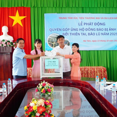 Trung tâm Xúc tiến Thương mại và Du lịch Hà Tiên phát động quyên góp ủng hộ đồng bào bị ảnh hưởng bởi thiên tai, bão lũ